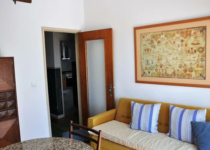 Casa De Zira Nazaré