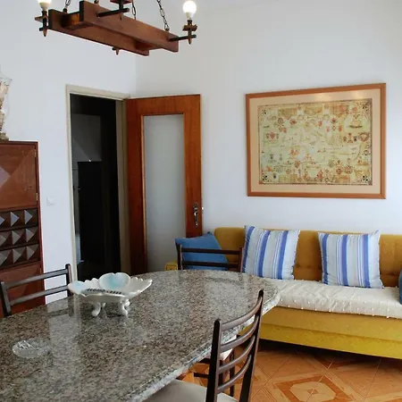 Casa De Zira Daire Nazaré