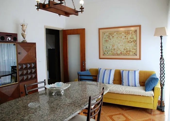 Casa De Zira Апартаменты Назаре